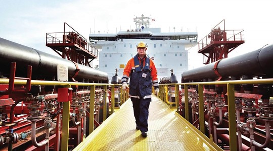 TOMCOM Invites Indian Expats in Gulf to Apply for Marine Jobs in Qatar